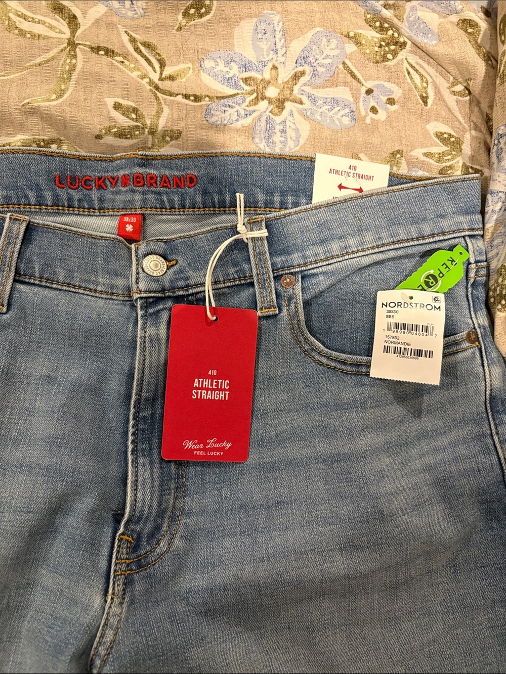 Lucky Brand Athletic Straight size 38x30